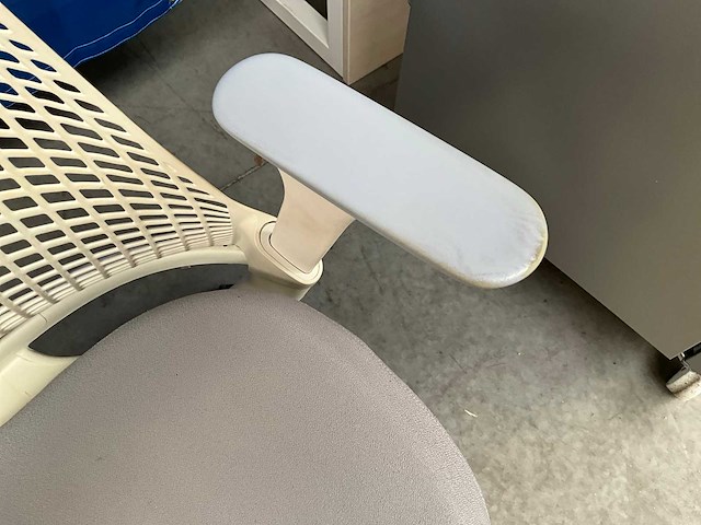 Herman miller sayl design bureaustoel (2x) - afbeelding 4 van  9