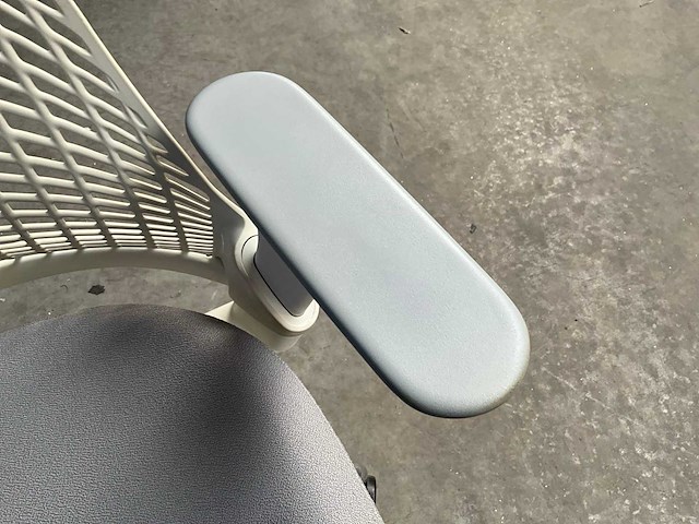 Herman miller sayl design bureaustoel - afbeelding 6 van  8