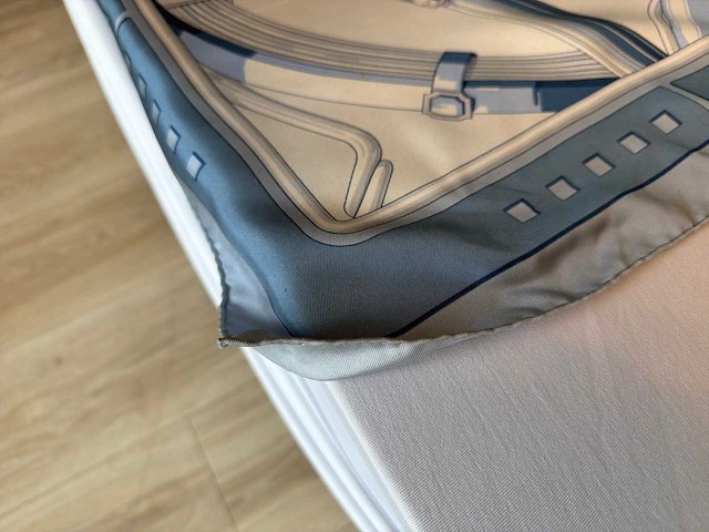 Hermès sjaaltje - afbeelding 5 van  6