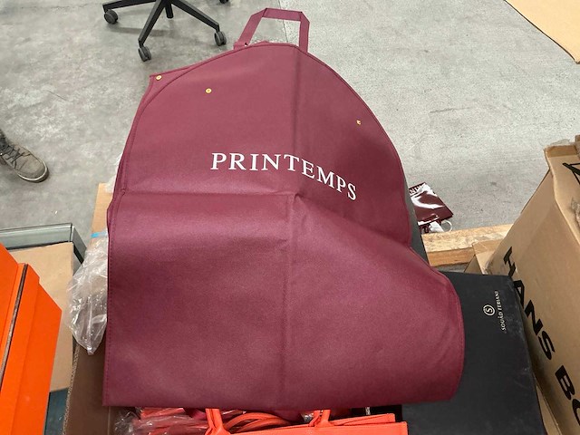 Hermes, squad feraini en maison printemps diverse tassen en verpakkingsmaterialen - afbeelding 9 van  11