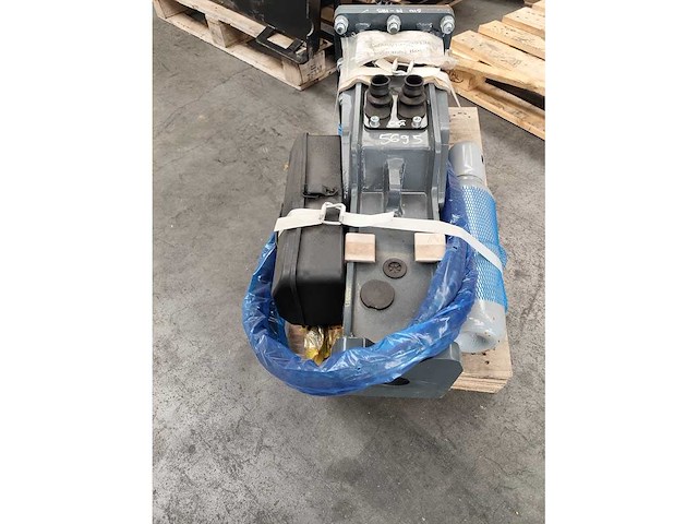 Heroe - 2025 - heroe 40 - schieter voor minigraver 1-3ton - afbeelding 2 van  6