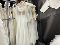 Herve bruidsjurken (18x) - afbeelding 1 van  42