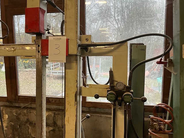 Hess express karkaspers - afbeelding 3 van  10