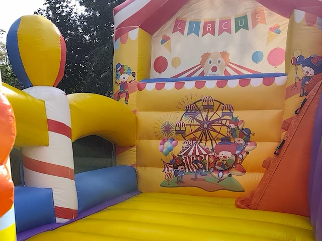 Het circus springkasteel hindernisbaan & springkussen - afbeelding 6 van  15