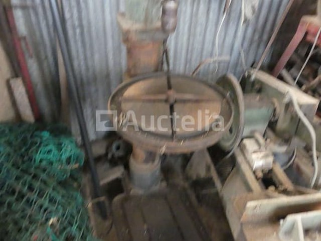 Het merk en model van de boormachine zijn onleesbaar - afbeelding 8 van  8