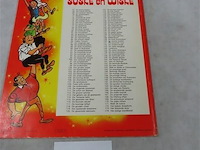 Het statige standbeeld - afbeelding 3 van  3