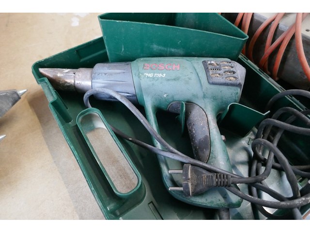Heteluchtpistool + bandschuurmachine - afbeelding 2 van  5