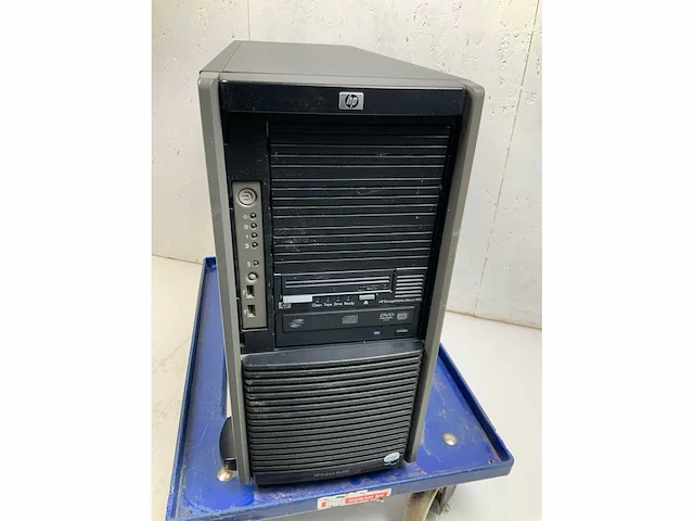 Hewlett packard enterprise (hpe) proliant ml350 server - afbeelding 2 van  9