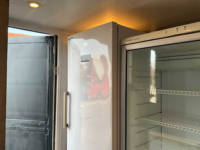 Heyvaert foodtruck instapklaar - alles inbegrepen - afbeelding 80 van  80