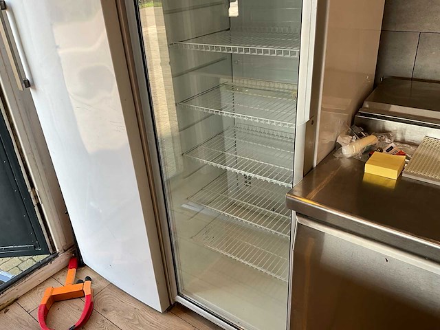 Heyvaert foodtruck instapklaar - alles inbegrepen - afbeelding 15 van  80