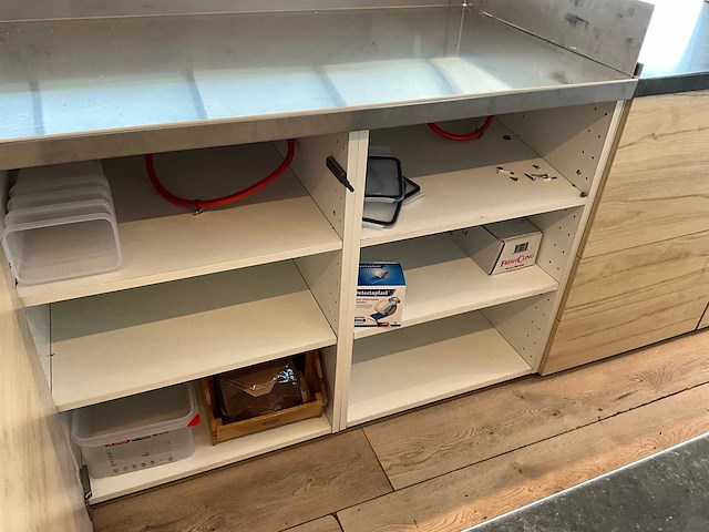 Heyvaert foodtruck instapklaar - alles inbegrepen - afbeelding 17 van  80