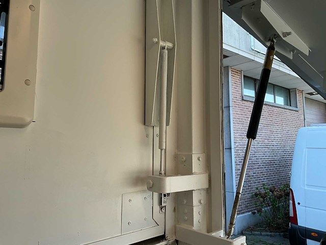 Heyvaert foodtruck instapklaar - alles inbegrepen - afbeelding 21 van  80