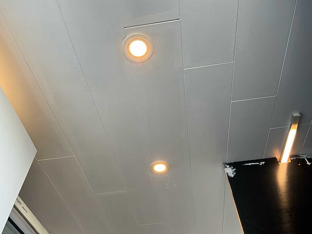 Heyvaert foodtruck instapklaar - alles inbegrepen - afbeelding 58 van  80