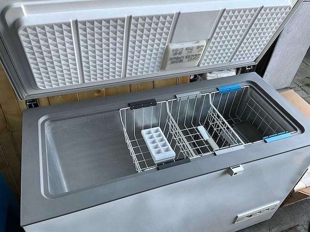 Heyvaert foodtruck instapklaar - alles inbegrepen - afbeelding 31 van  80