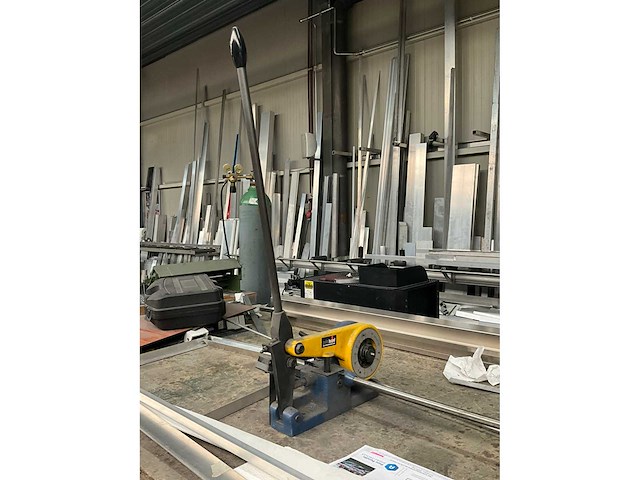 Hezel manuele pijpsnijmachines - afbeelding 2 van  3