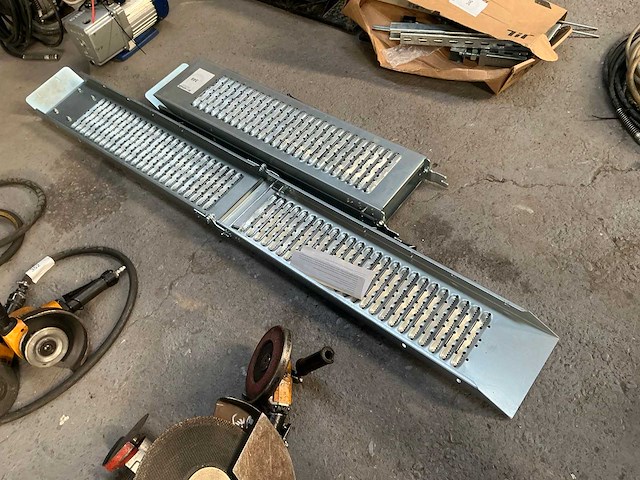 Hg-e lr004 opplooibare rampen (2x) - afbeelding 4 van  4