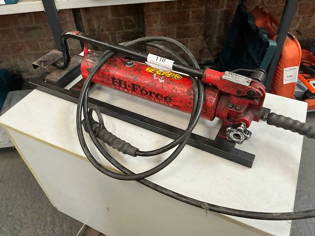 Hi-force hp227fp hydraulische voetpomp - afbeelding 1 van  6