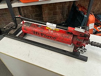 Hi-force hp227fp hydraulische voetpomp - afbeelding 2 van  6