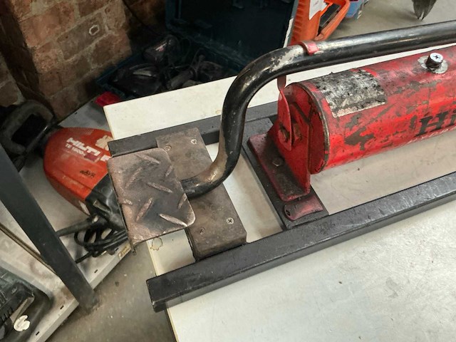 Hi-force hp227fp hydraulische voetpomp - afbeelding 3 van  6