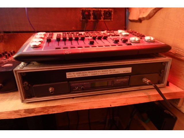 Hifi instalatie / disco - afbeelding 7 van  13