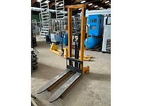 High stacker hand hydraulische hoogheffer - afbeelding 2 van  8