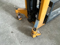 High stacker hand hydraulische hoogheffer - afbeelding 6 van  8