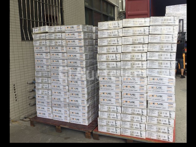 Highbay ufo 200w - pro design smd - dimbaar - neutraal wit 4000k x (40) - afbeelding 5 van  9