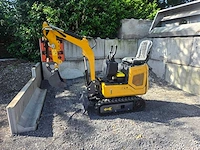 Hightop hh08 met boom offset mini graafmachine