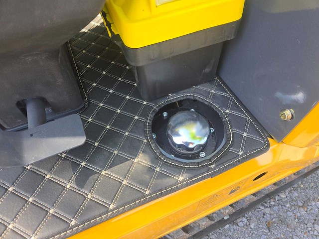 Hightop hh08 met boom offset mini graafmachine - afbeelding 11 van  23