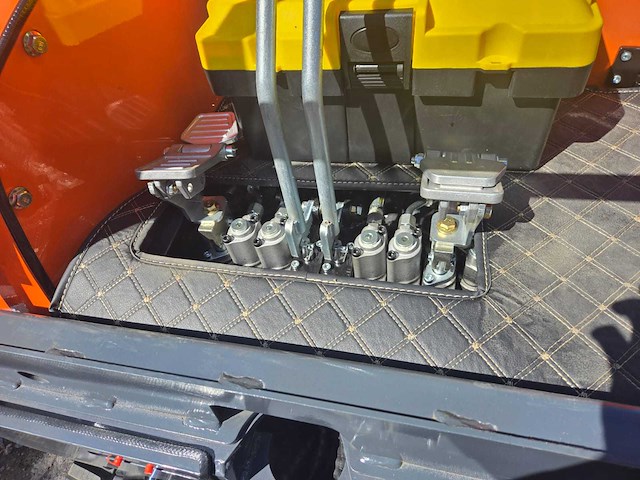 Hightop hh16 kap met offset booms minigraafmachine - afbeelding 14 van  30