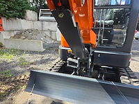 Hightop hh25 cabine met boom offset mini graafmachine - afbeelding 26 van  33