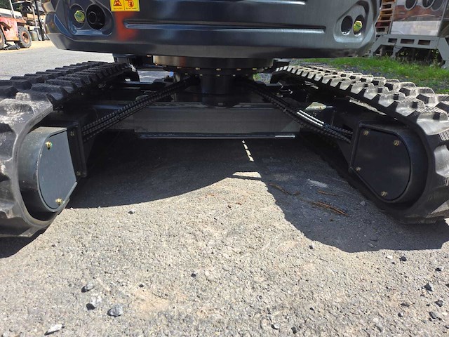 Hightop hh25 cabine met boom offset mini graafmachine - afbeelding 21 van  33