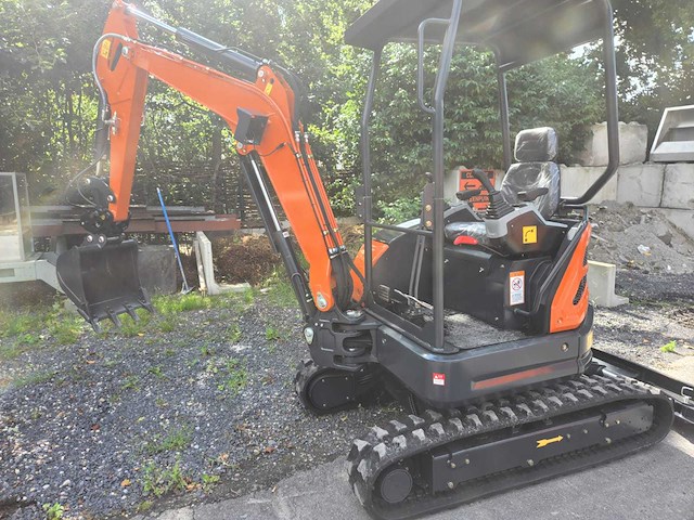 Hightop hh25 cockpitkap met offset boom mini graafmachine - afbeelding 1 van  38