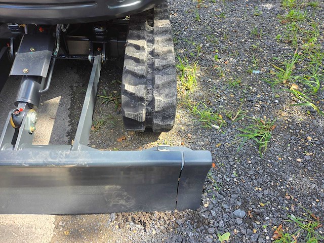 Hightop hh25 cockpitkap met offset boom mini graafmachine - afbeelding 34 van  38