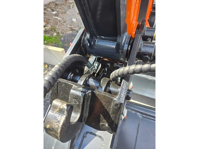 Hightop hh25 cockpitkap met offset boom mini graafmachine - afbeelding 14 van  38