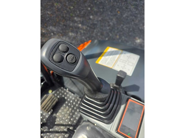 Hightop hh25 cockpitkap met offset boom mini graafmachine - afbeelding 31 van  38