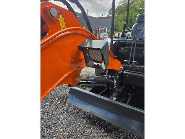 Hightop hh25 cockpitkap met offset boom mini graafmachine - afbeelding 32 van  38