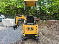 Hightop n12 met boom offset mini graafmachine - afbeelding 15 van  18