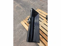 Hightop n12 met boom offset mini graafmachine - afbeelding 7 van  18