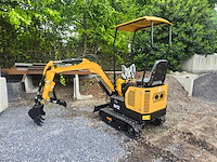 Hightop n12 met boom offset mini graafmachine - afbeelding 1 van  18