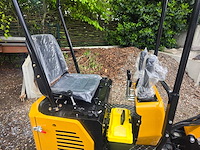 Hightop n12 met boom offset mini graafmachine - afbeelding 7 van  18