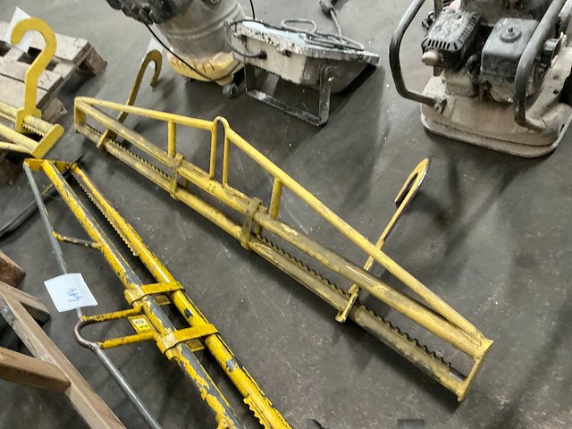 Hijsbalk voor rollen - afbeelding 2 van  4