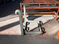 Hijshulp t.b.v. kiepbak - afbeelding 1 van  2