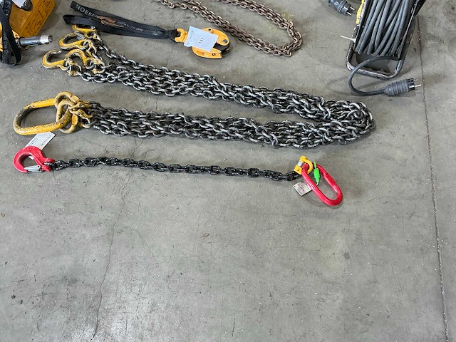 Hijsmiddelen (4x) - afbeelding 1 van  1