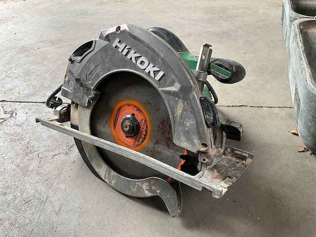 Hikoki c 9u3 cirkelzaagmachine - afbeelding 1 van  4