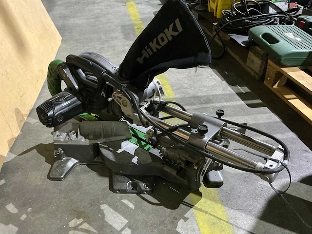 Hikoki c8fse afkortcirkelzaagmachine - afbeelding 2 van  4