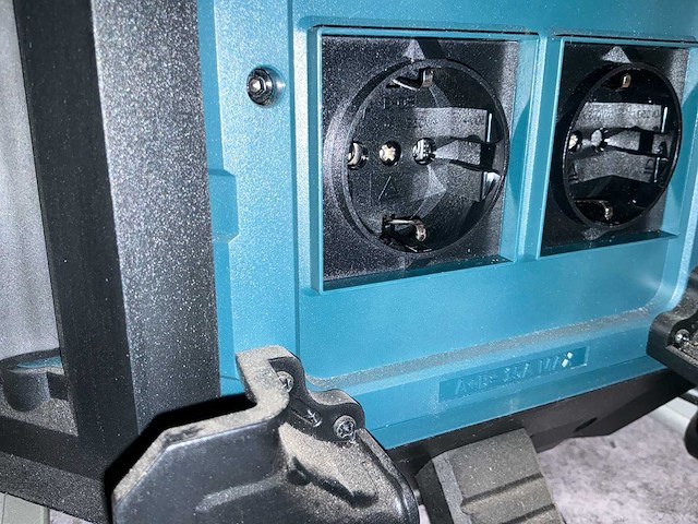 Hikoki en 1x bosch meerdere modellen ur18dsdl, ur18dsal en gpb 18v-5sc werfradio (4x) - afbeelding 3 van  3