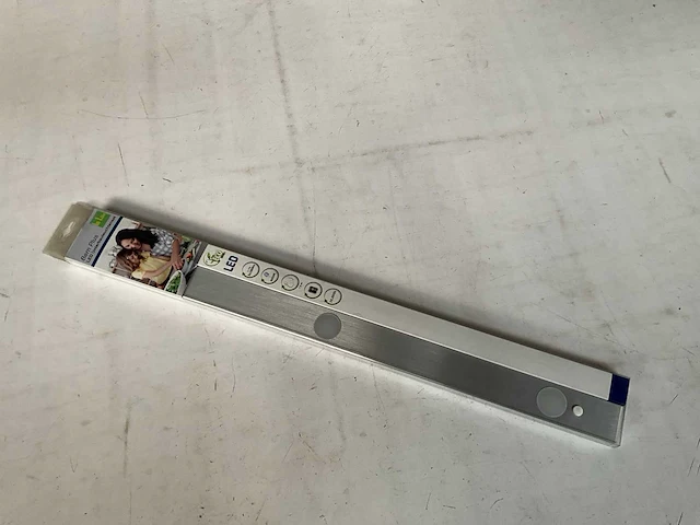 Hilite bern plus led onderkastverlichting zilverkleur (47x) - afbeelding 3 van  8