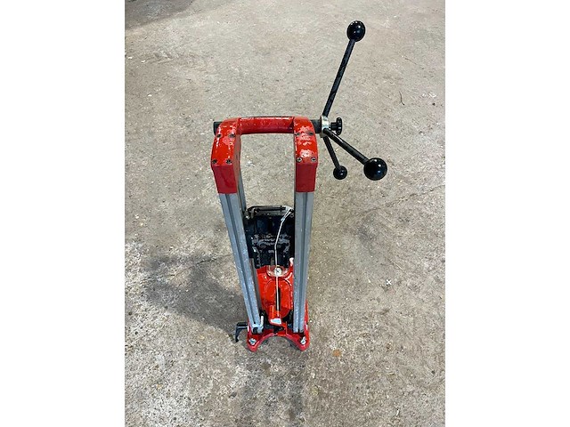 Hilti - dd-st 130 - verticale boorinstallatie - afbeelding 1 van  5