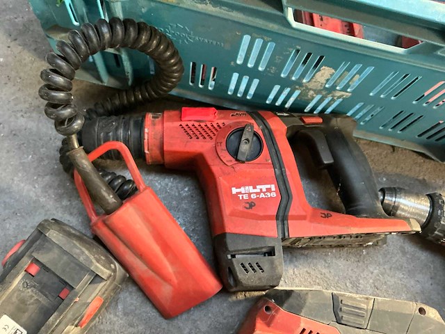 Hilti accu gereedschap te herstellen (5x) - afbeelding 4 van  7